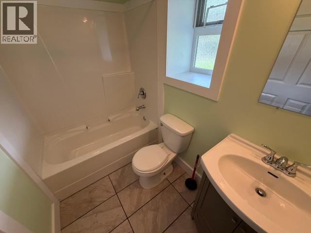7348 LASQUETI WAY - Image 28