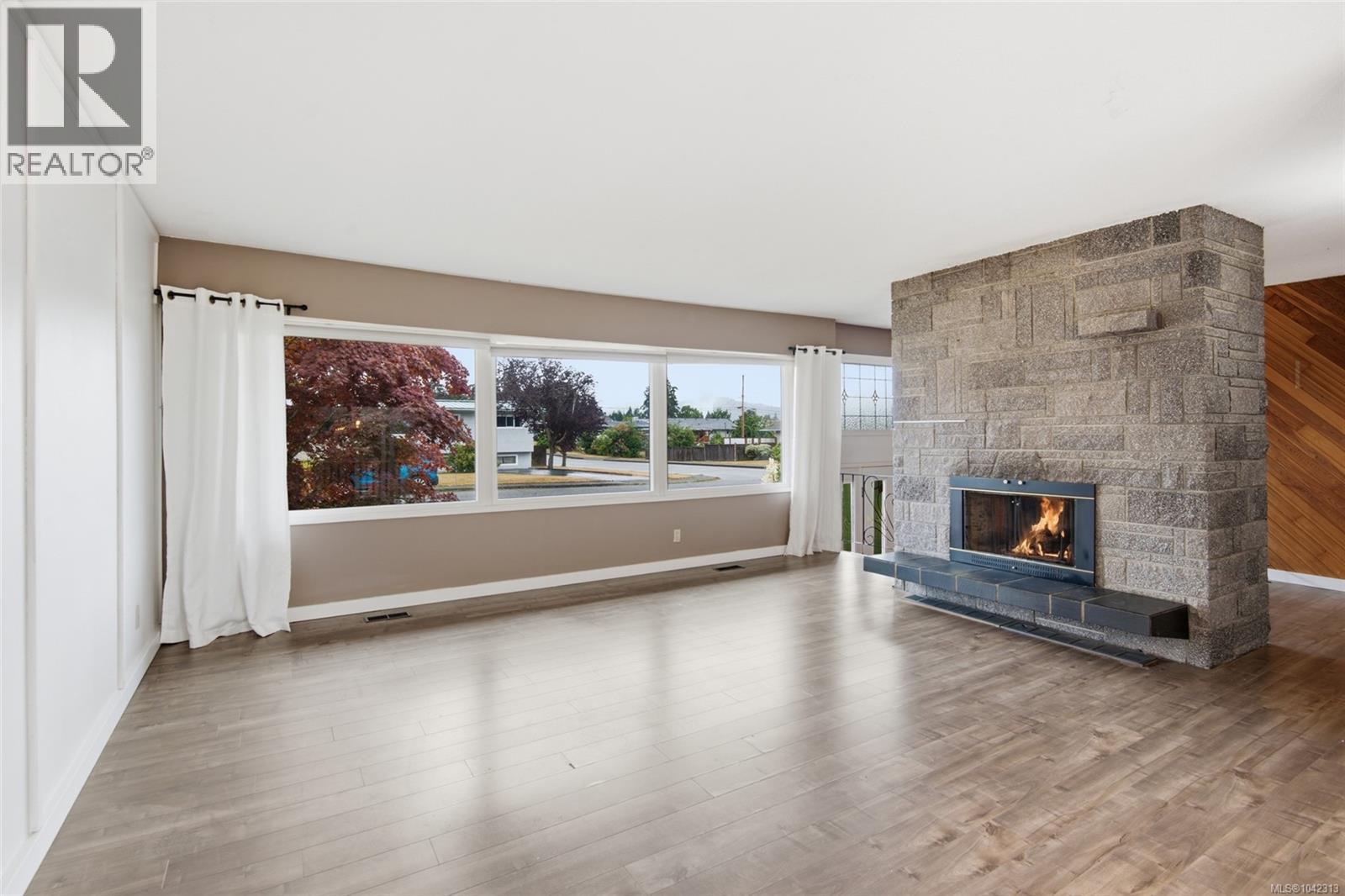 3795 Michigan Rd - 4