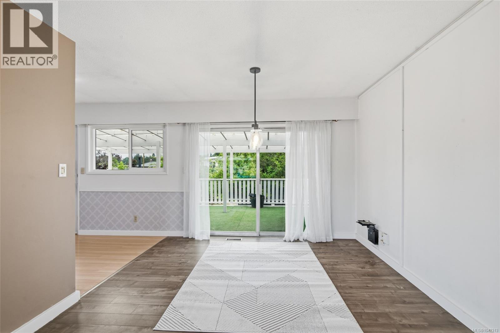 3795 Michigan Rd - 7