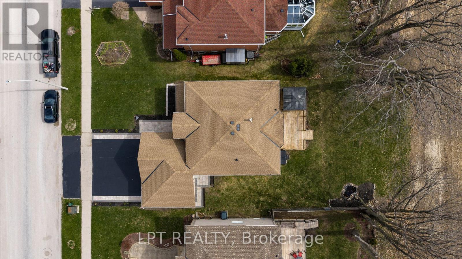 47 NORTHVIEW CRESCENT - 43