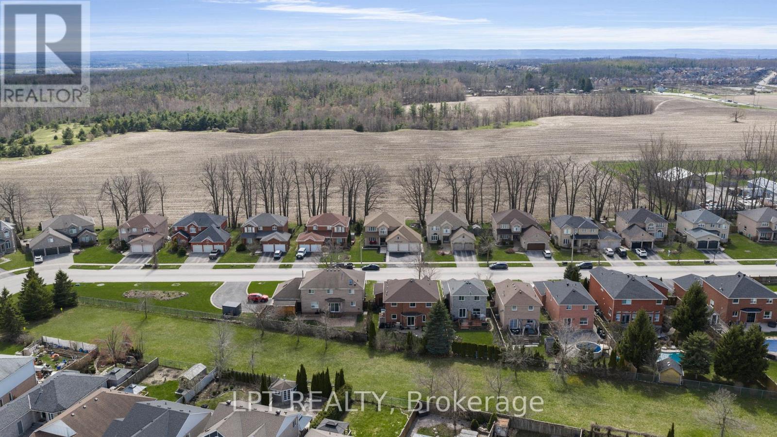 47 NORTHVIEW CRESCENT - 45