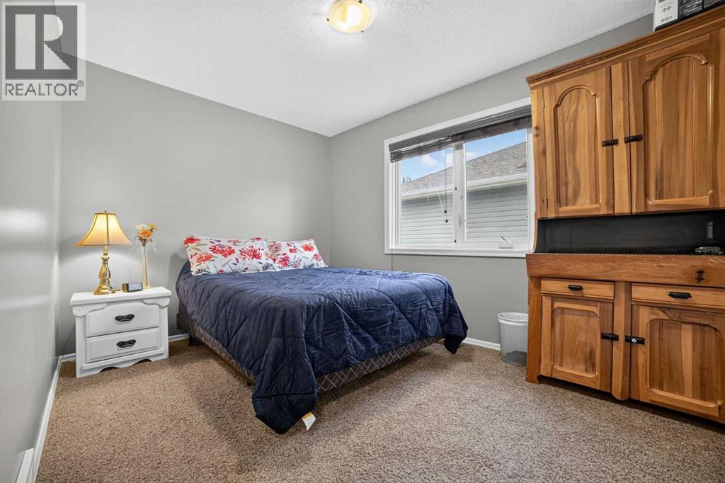 109 Couleesprings Way S — photo 32