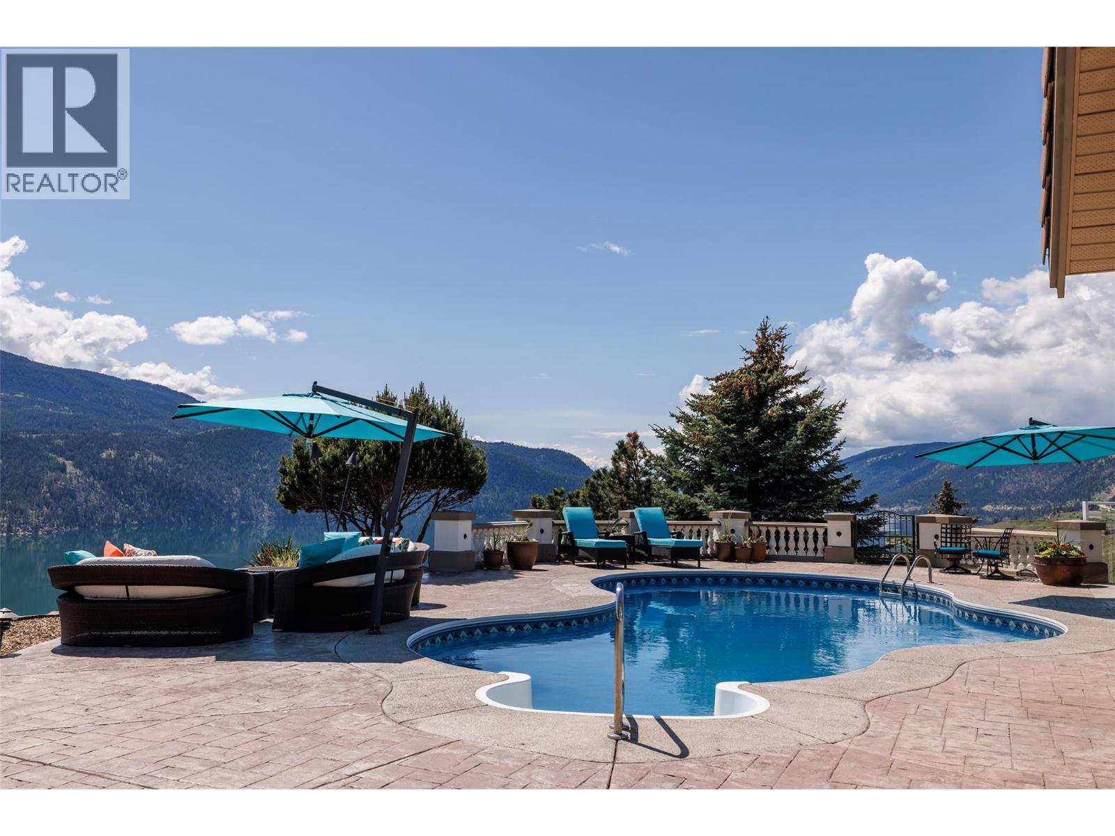 #1 315 Kalamalka Lakeview Drive - 38