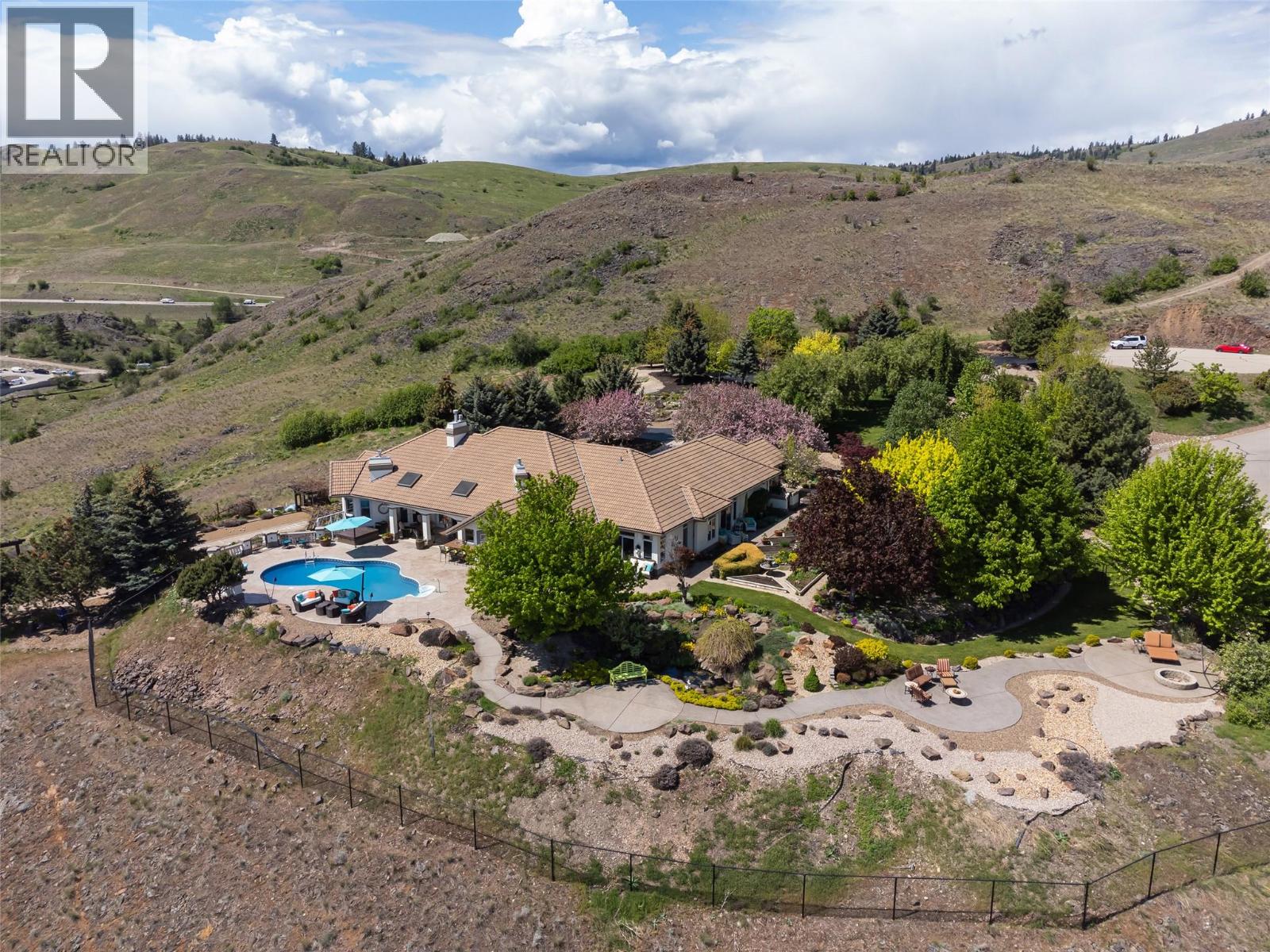 #1 315 Kalamalka Lakeview Drive - 64