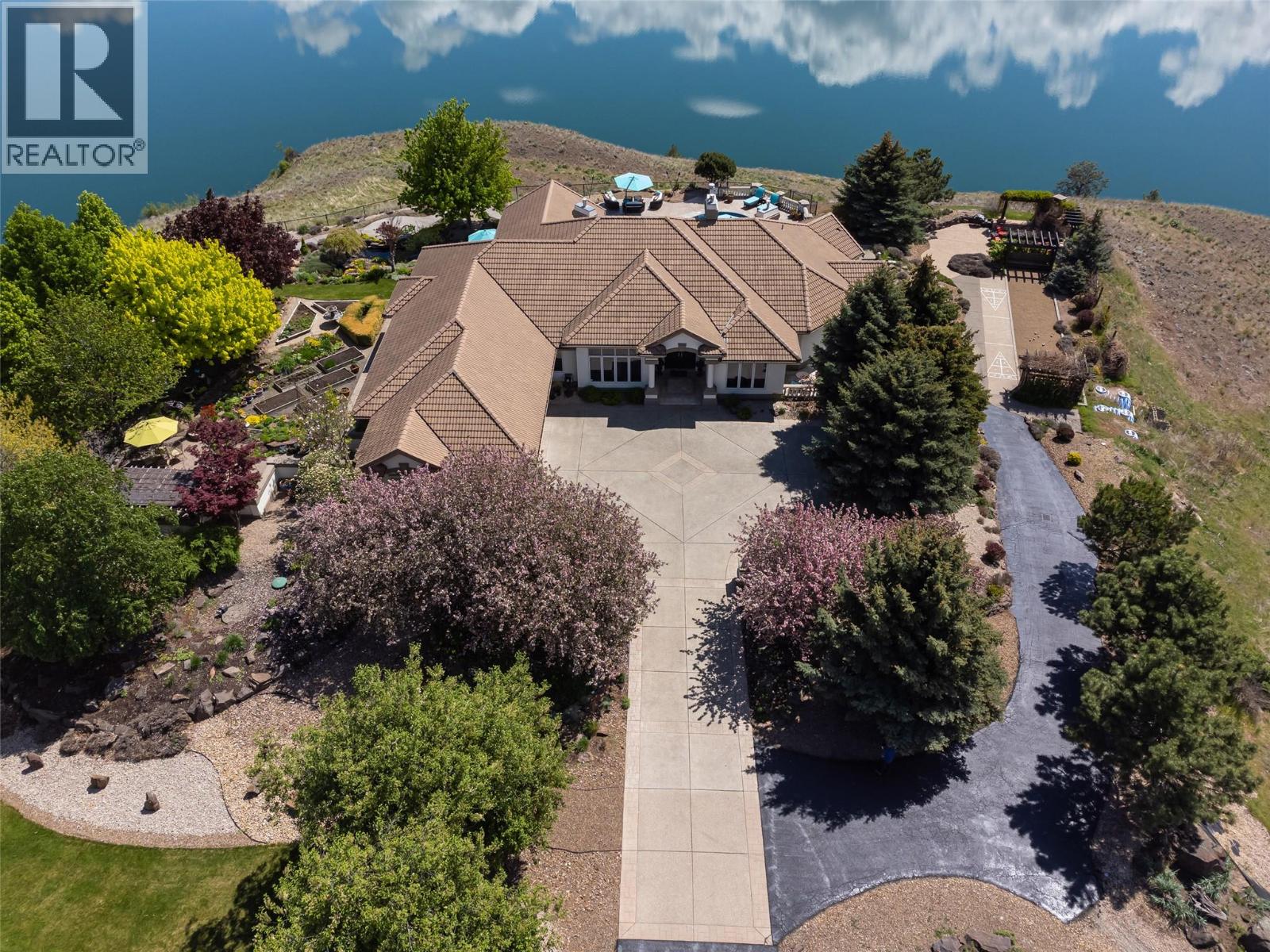 #1 315 Kalamalka Lakeview Drive - 69