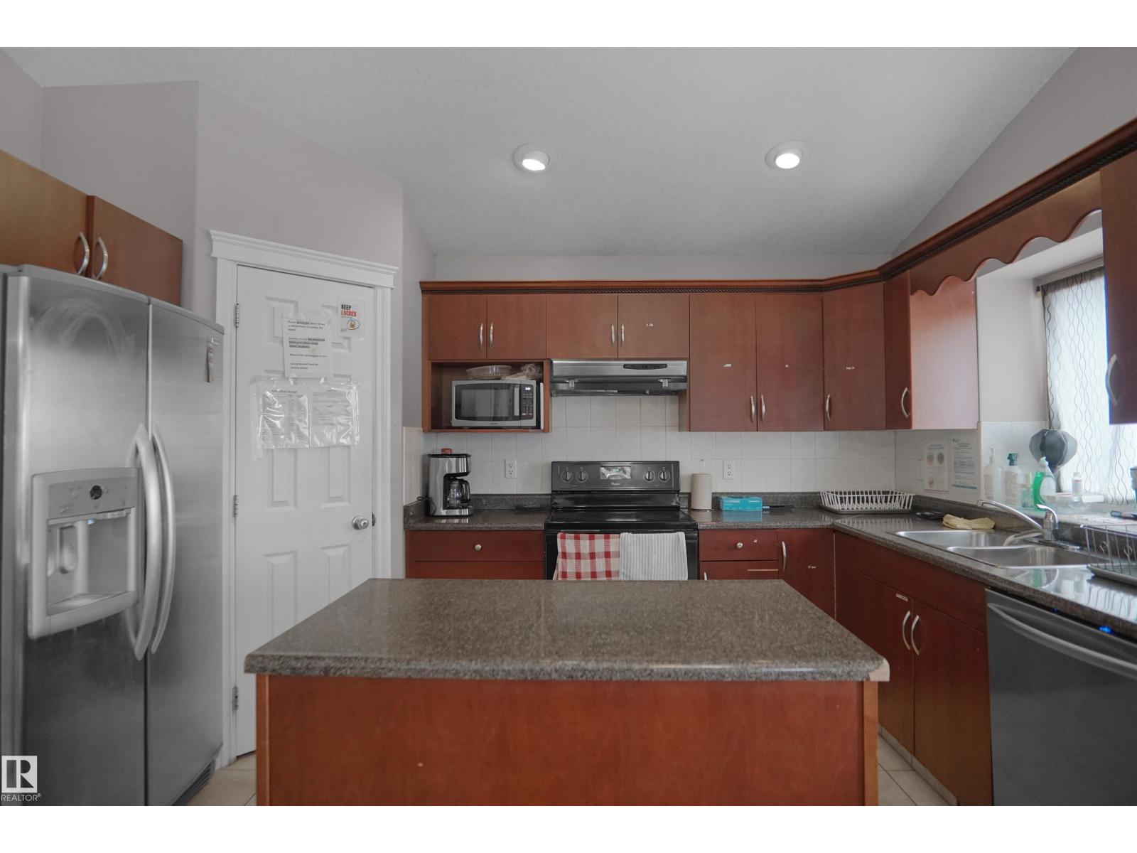 4816 155 ave NW - 17