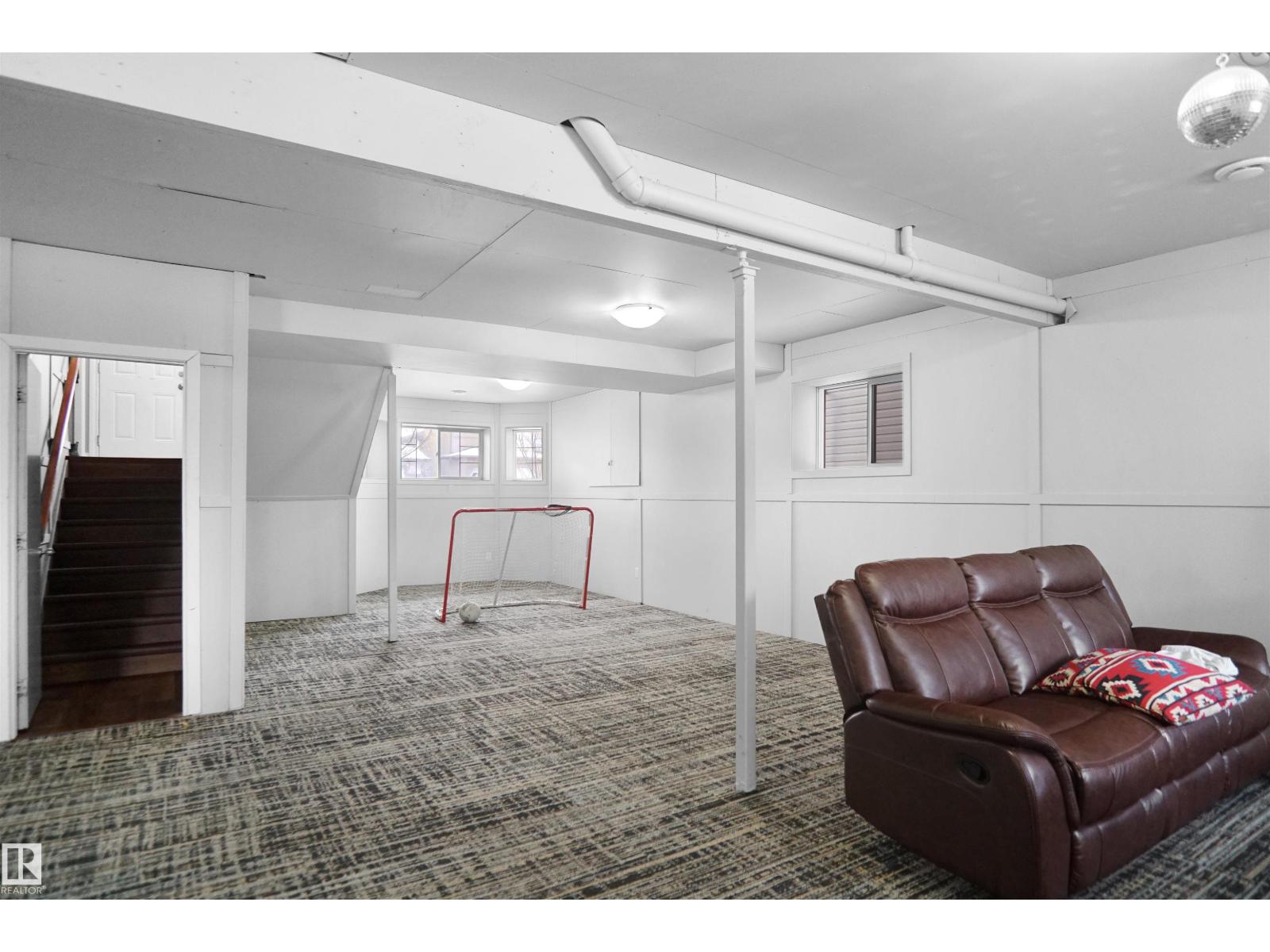 4816 155 ave NW - 37