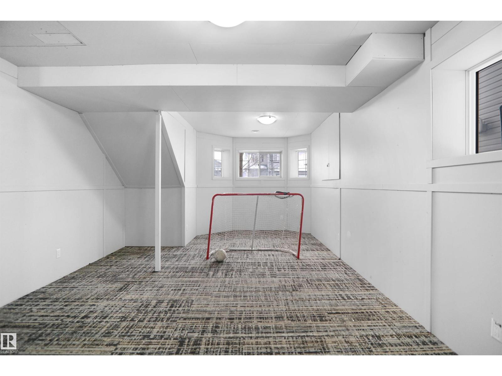 4816 155 ave NW - 38