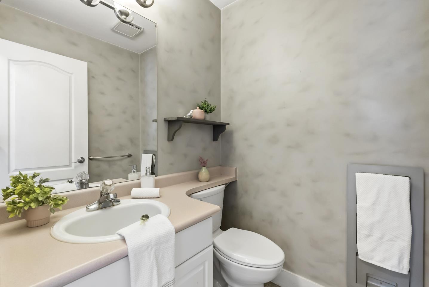 13 19948 WILLOUGHBY WAY, Langley