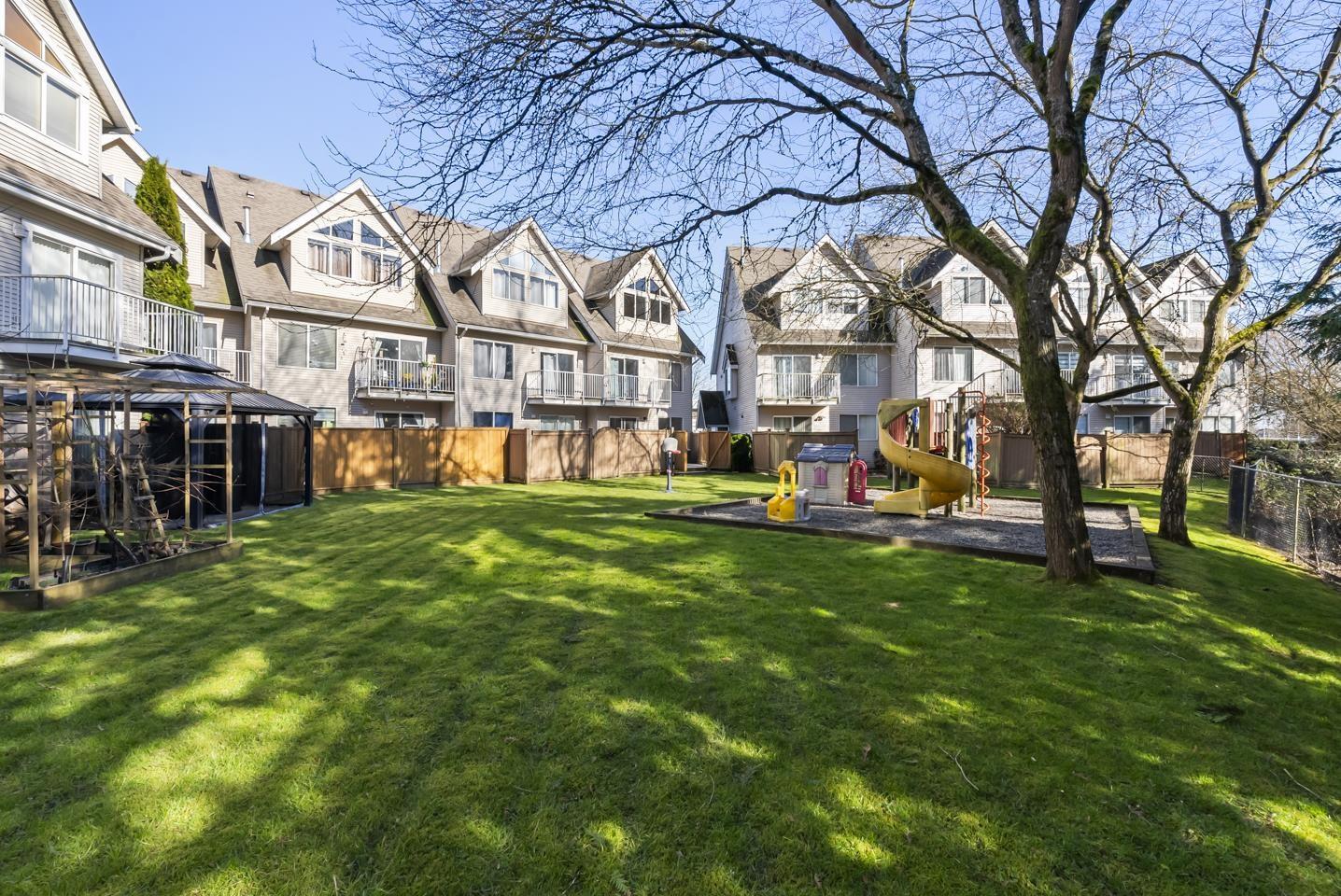 13 19948 WILLOUGHBY WAY, Langley
