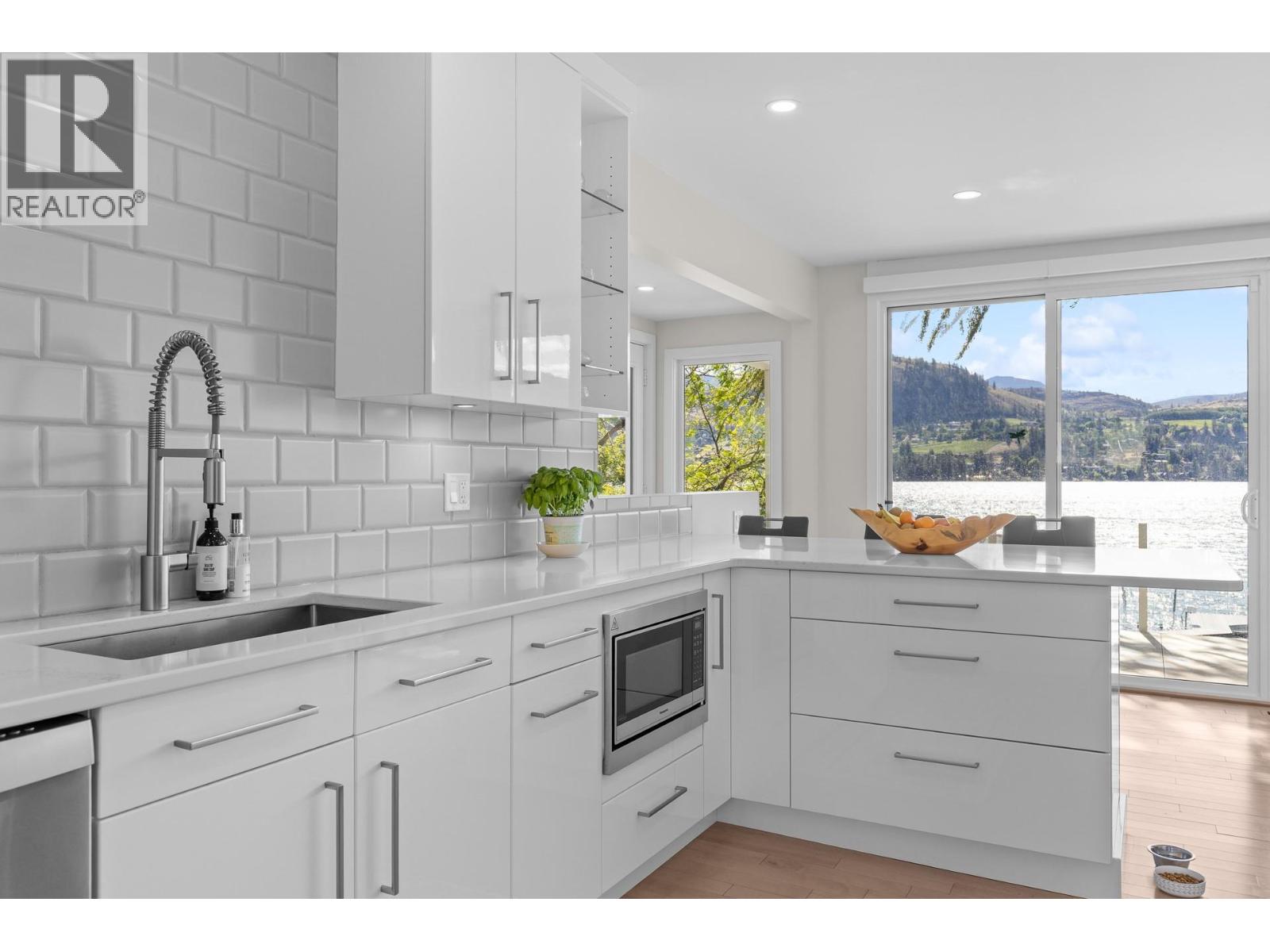 30 Eastside Road - 14
