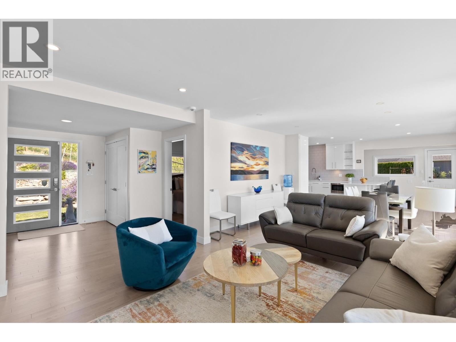 30 Eastside Road - 8
