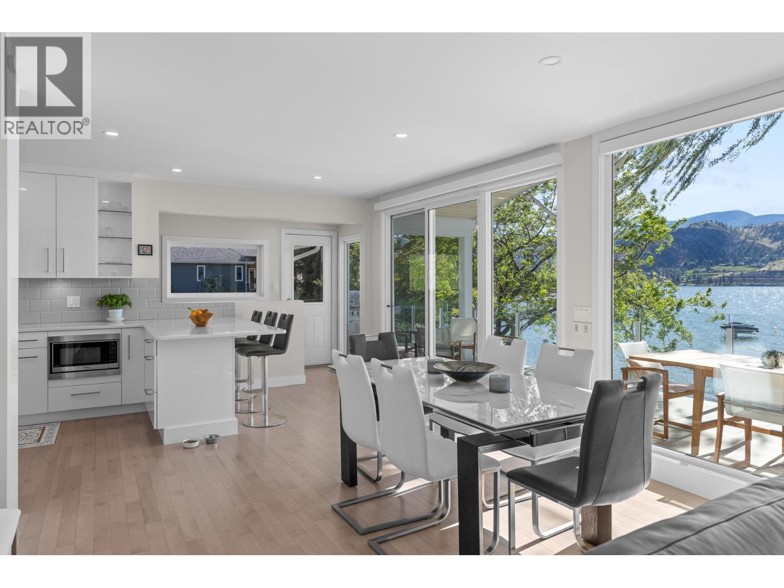 30 Eastside Road - 10