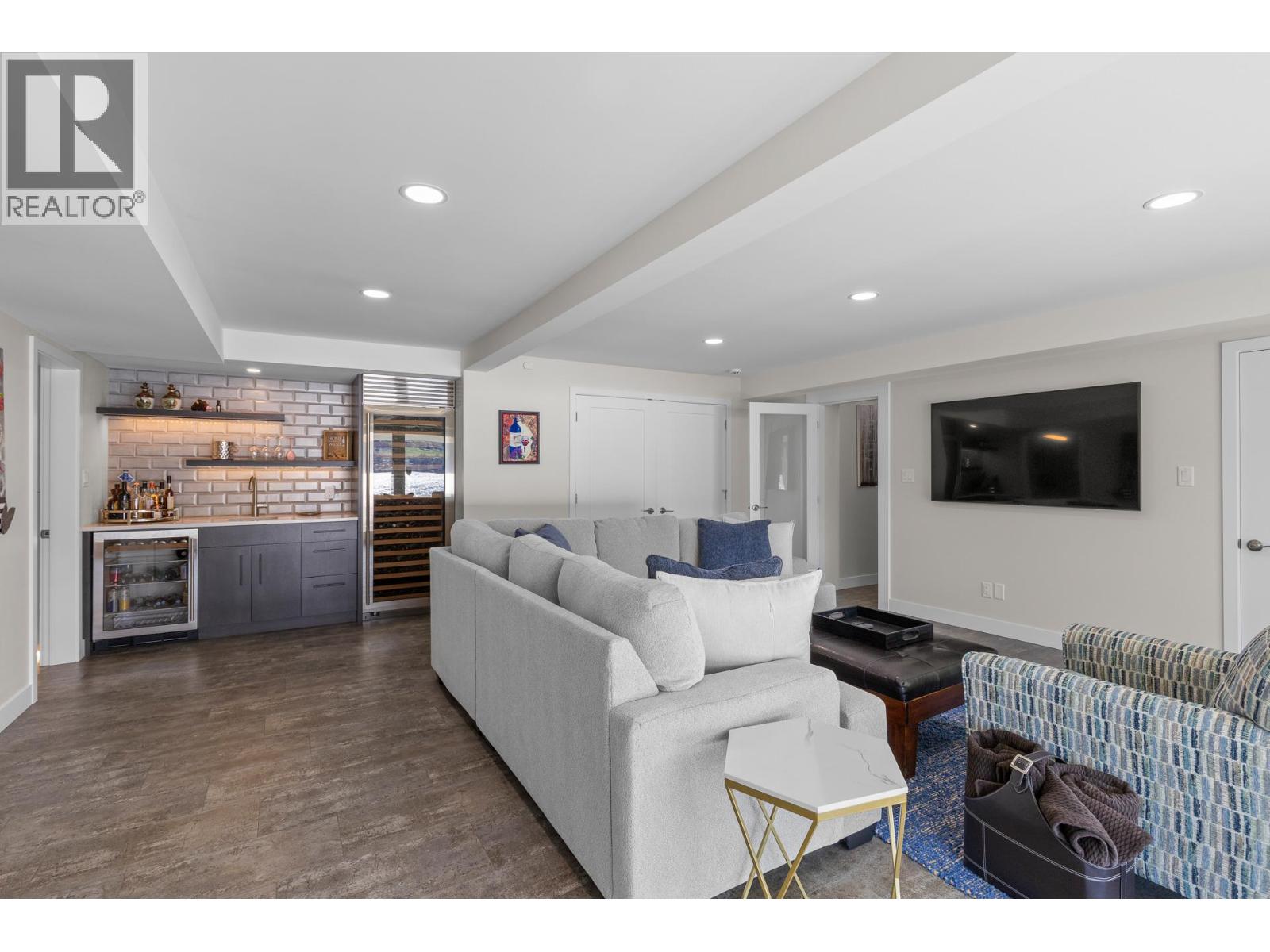 30 Eastside Road - 27