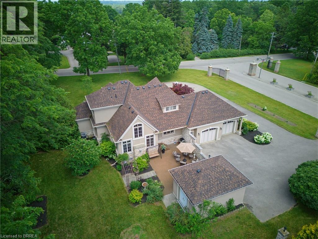 7-bedroom home for sale at 1 RUE CHATEAUX Terrace, Brantford ON · photo 43 of 51