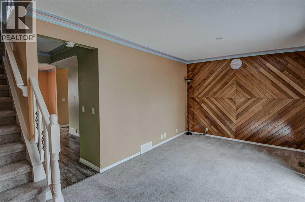 #56 1055 72 Avenue NW - 12