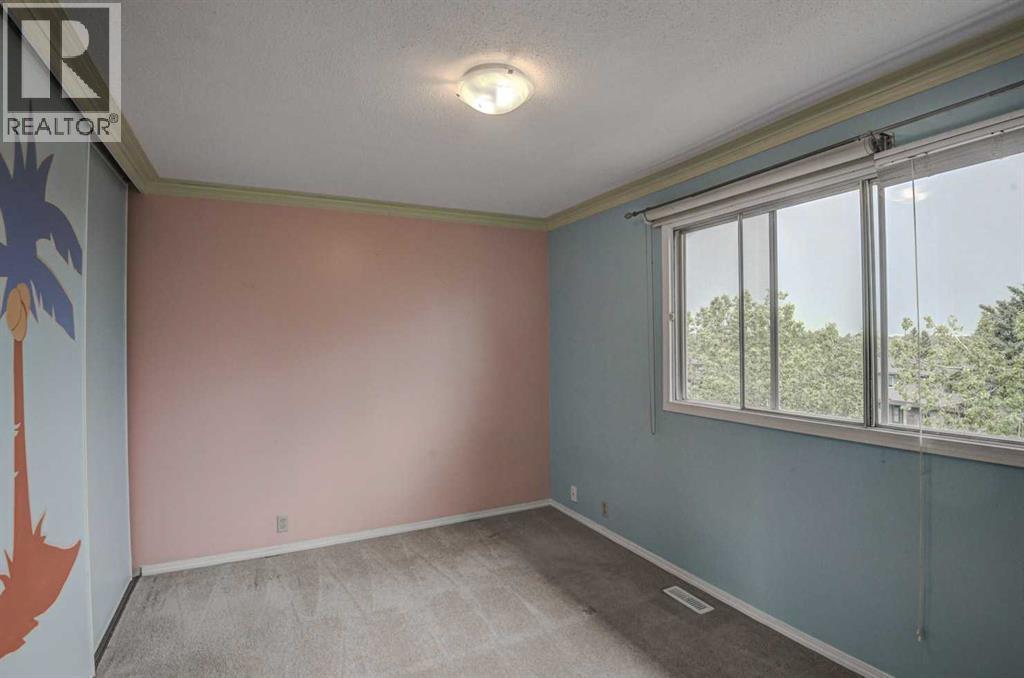 #56 1055 72 Avenue NW - 13
