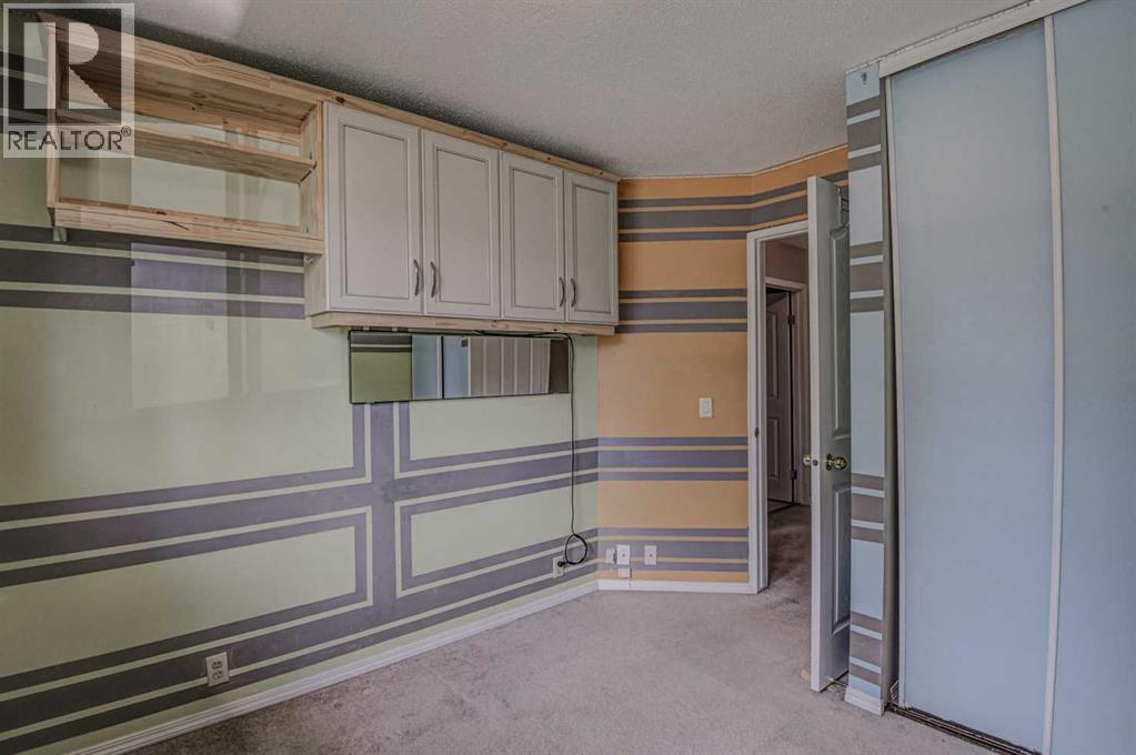 #56 1055 72 Avenue NW - 19