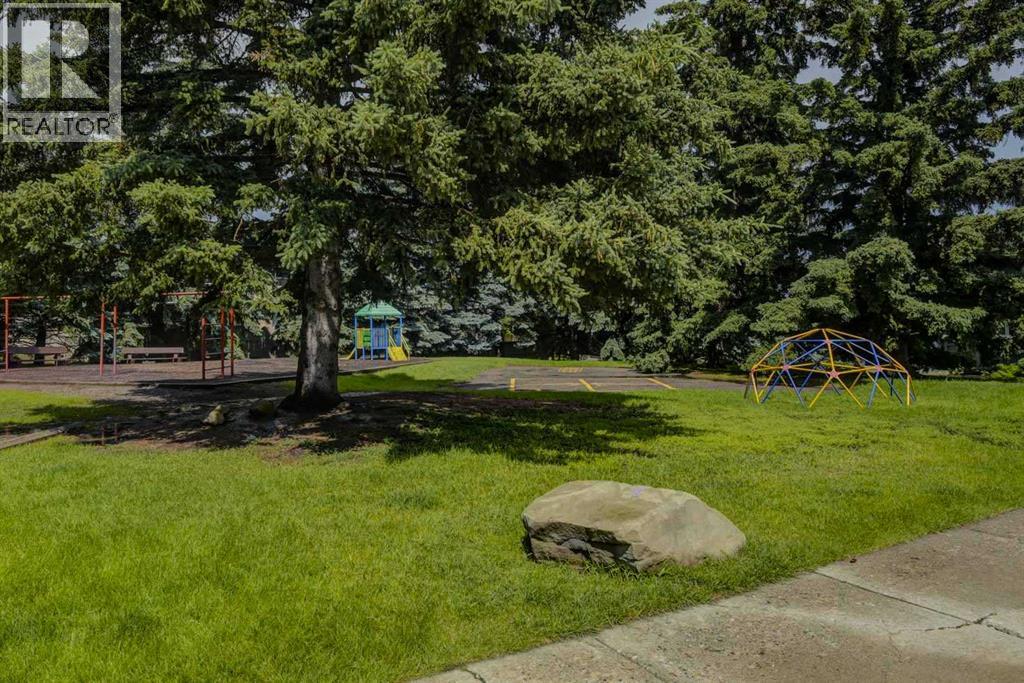 #56 1055 72 Avenue NW - 29