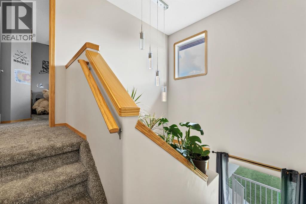 7 Northlands Crescent NE — photo 21