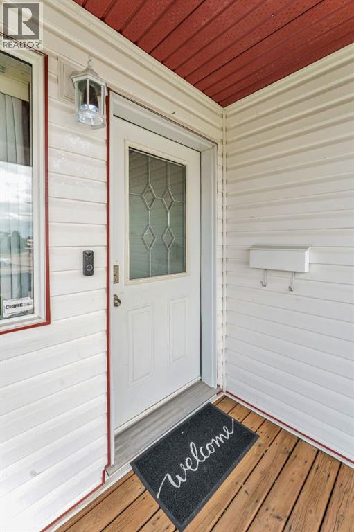 7 Northlands Crescent NE - photo 4