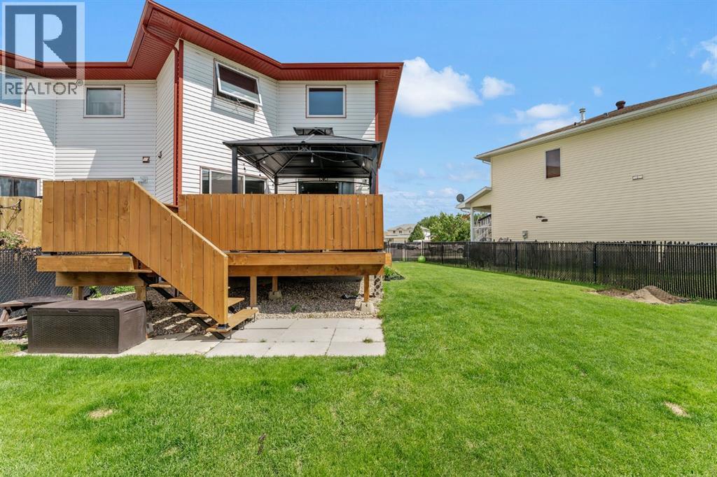 7 Northlands Crescent NE — photo 45