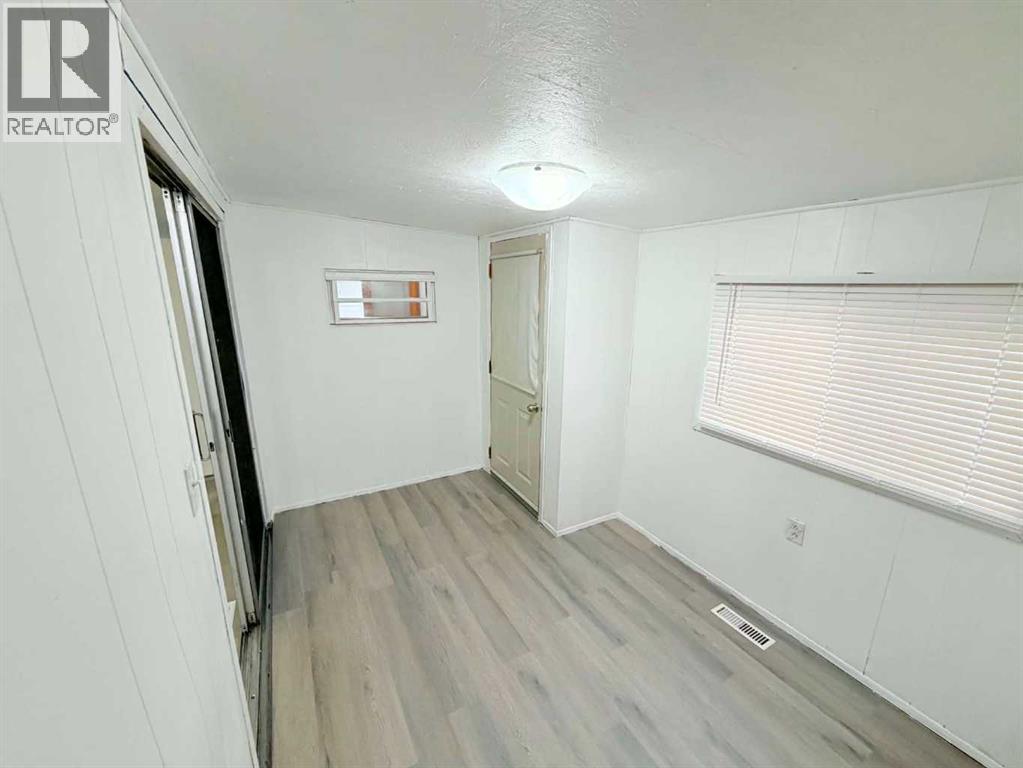 18, 2300 13 Street N - 22