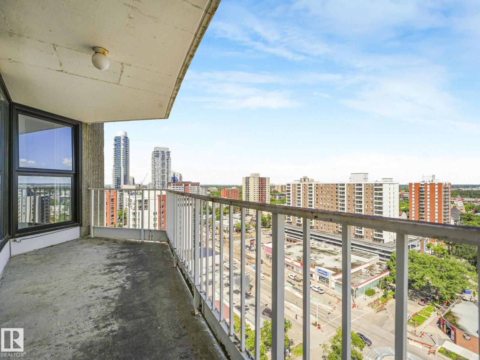 #1706 10045 117 ST NW - 32