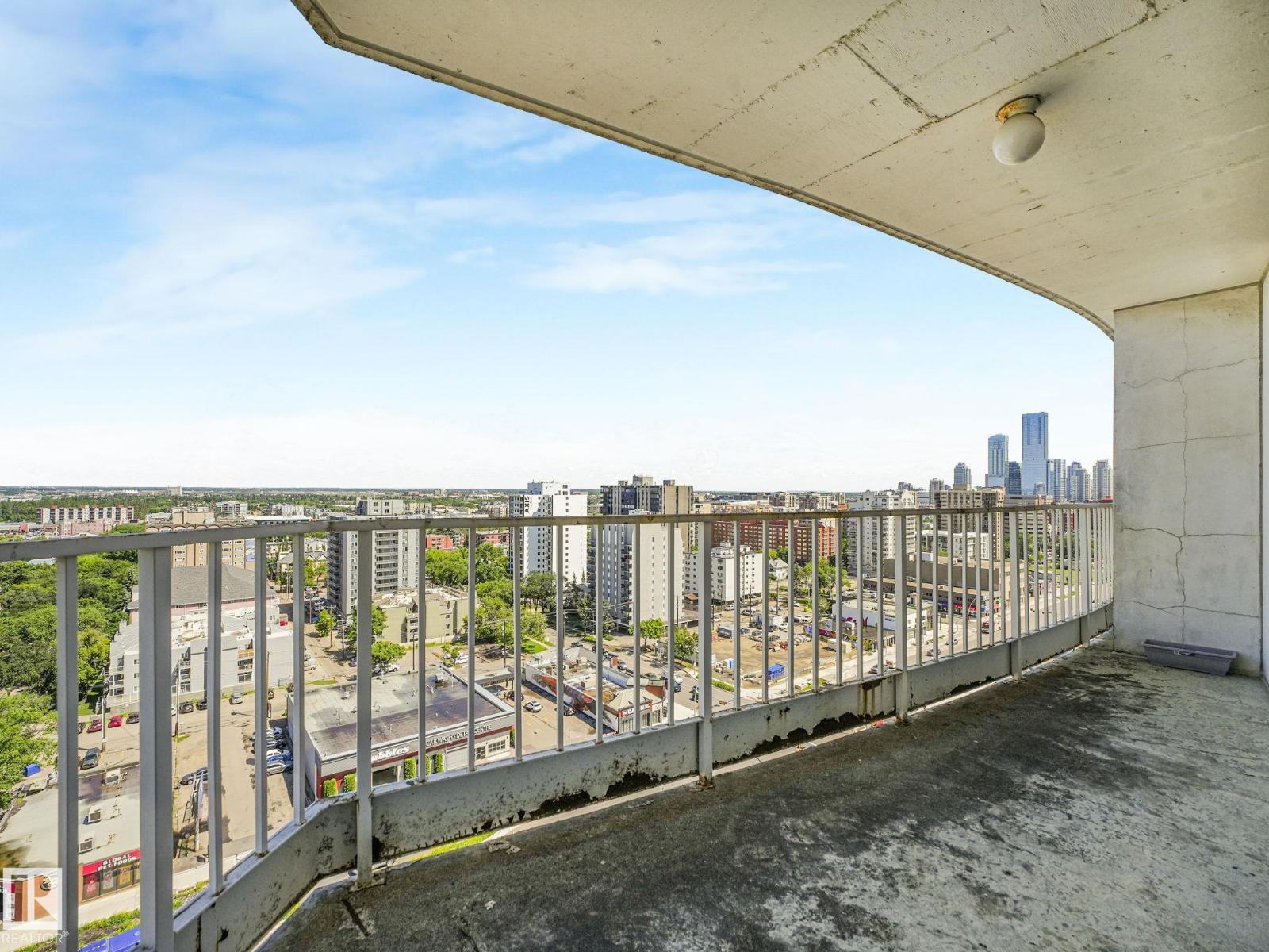 #1706 10045 117 ST NW - 34