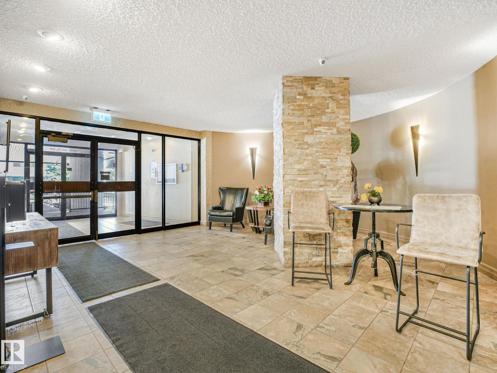 #1706 10045 117 ST NW - 5