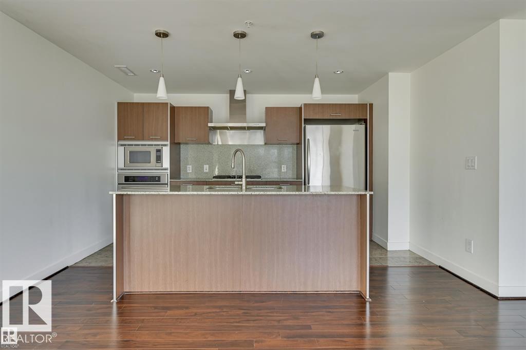 #504 2510 109 ST NW - 18