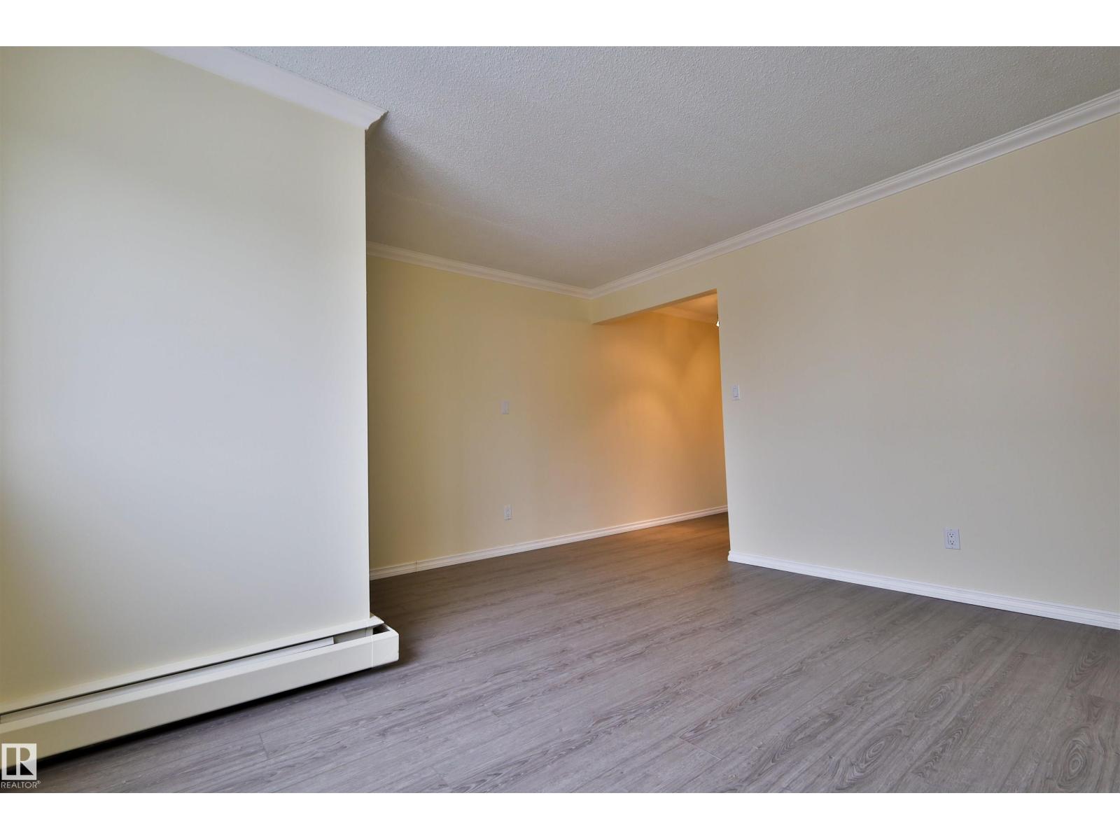 #306 10160 83 AV NW - 12