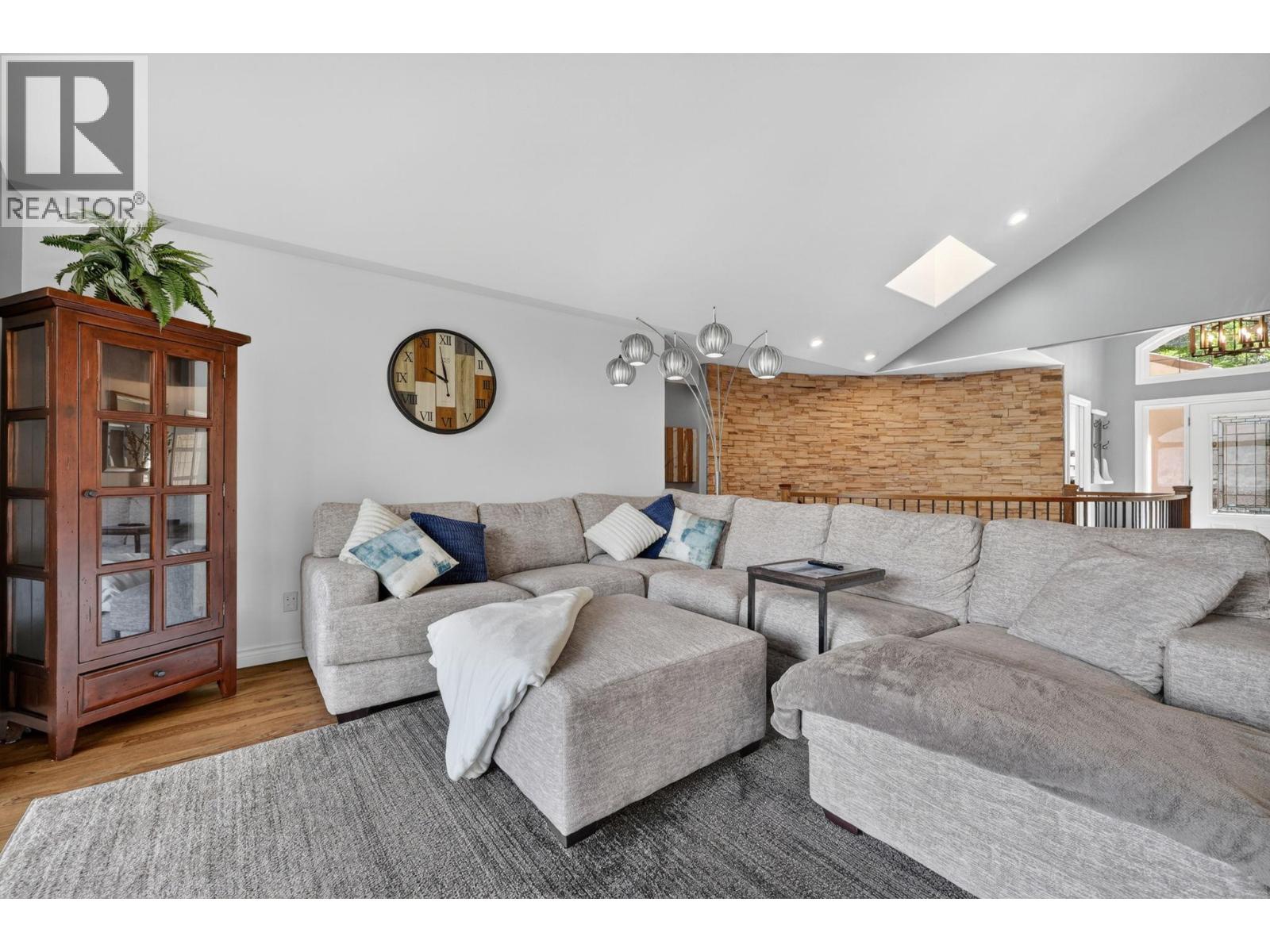 6650 Finch Road - 21
