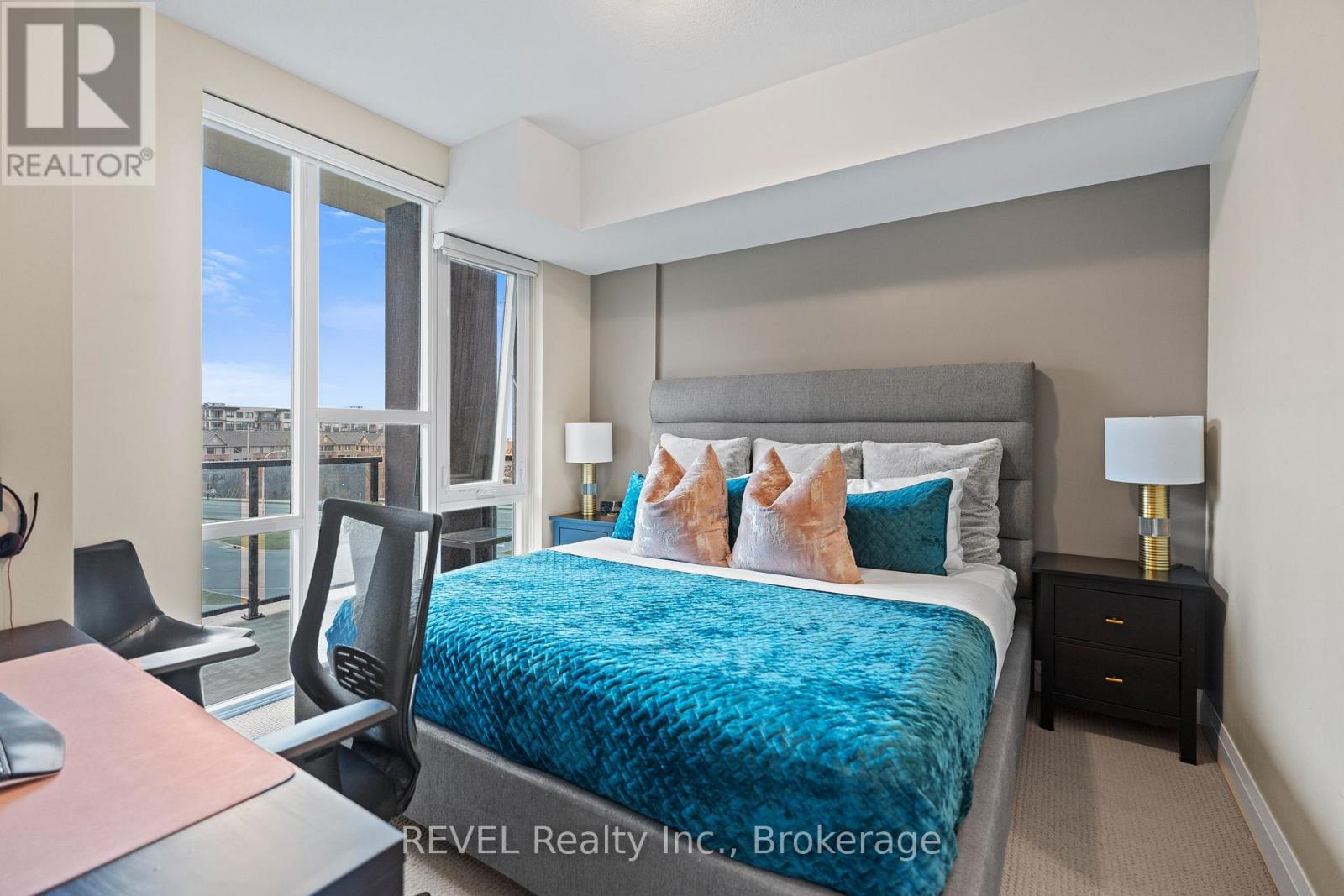 #410 16 CONCORD PLACE - 14