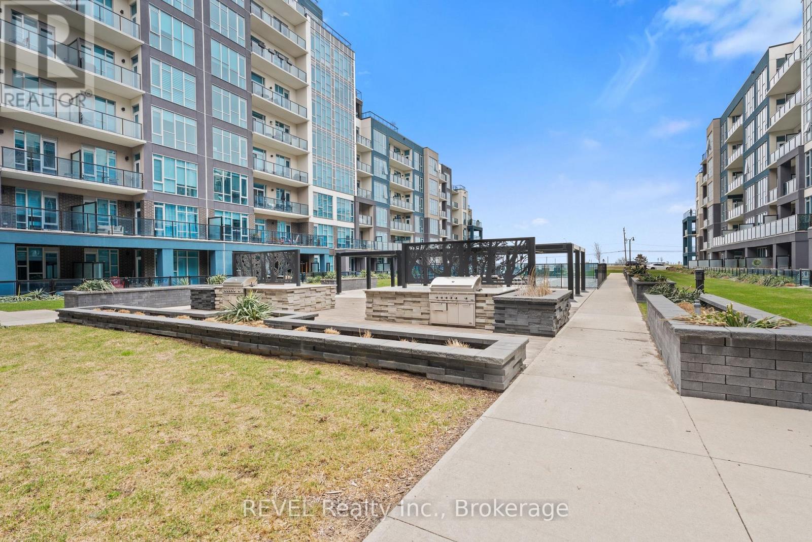 #410 16 CONCORD PLACE - 23