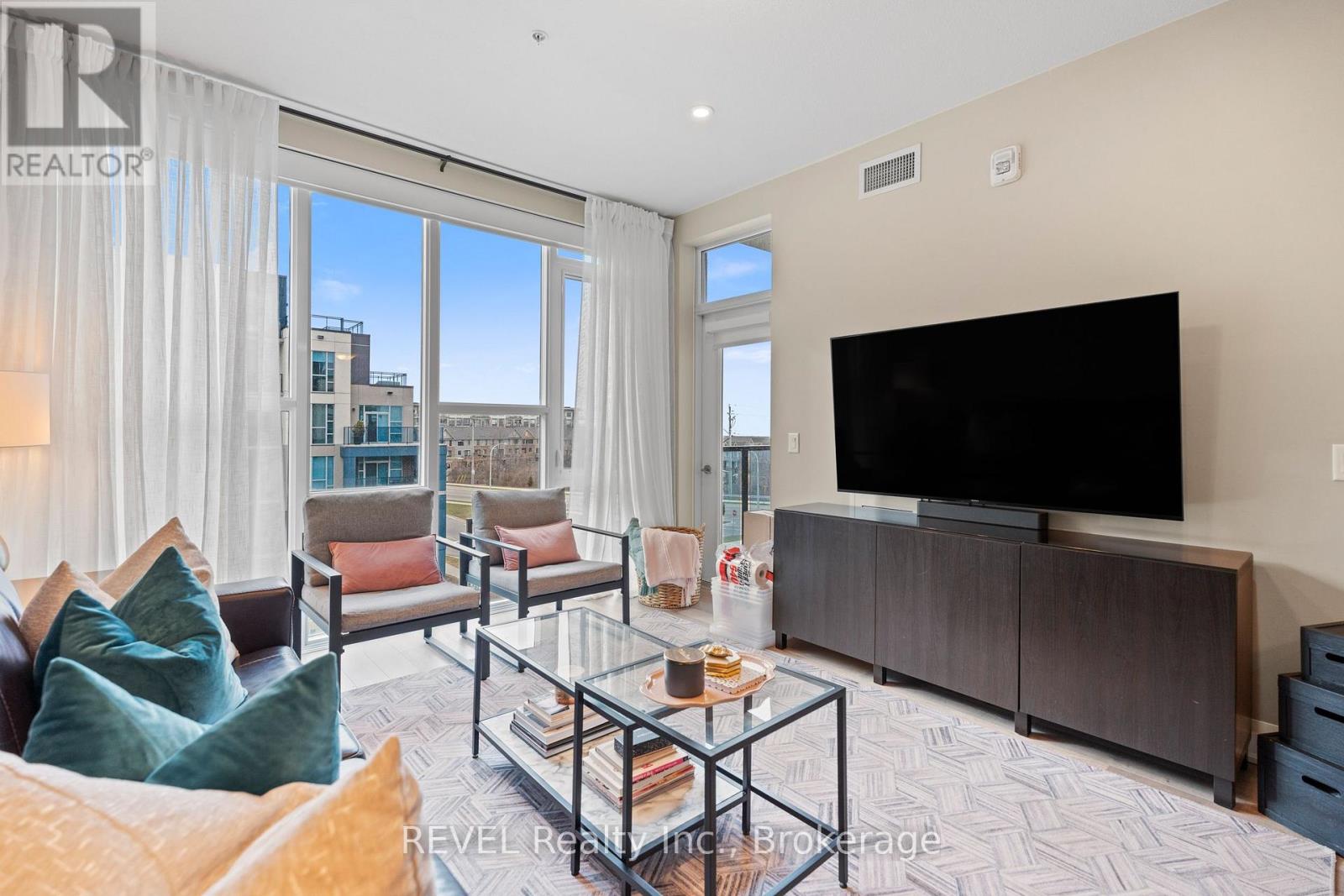 #410 16 CONCORD PLACE - 12