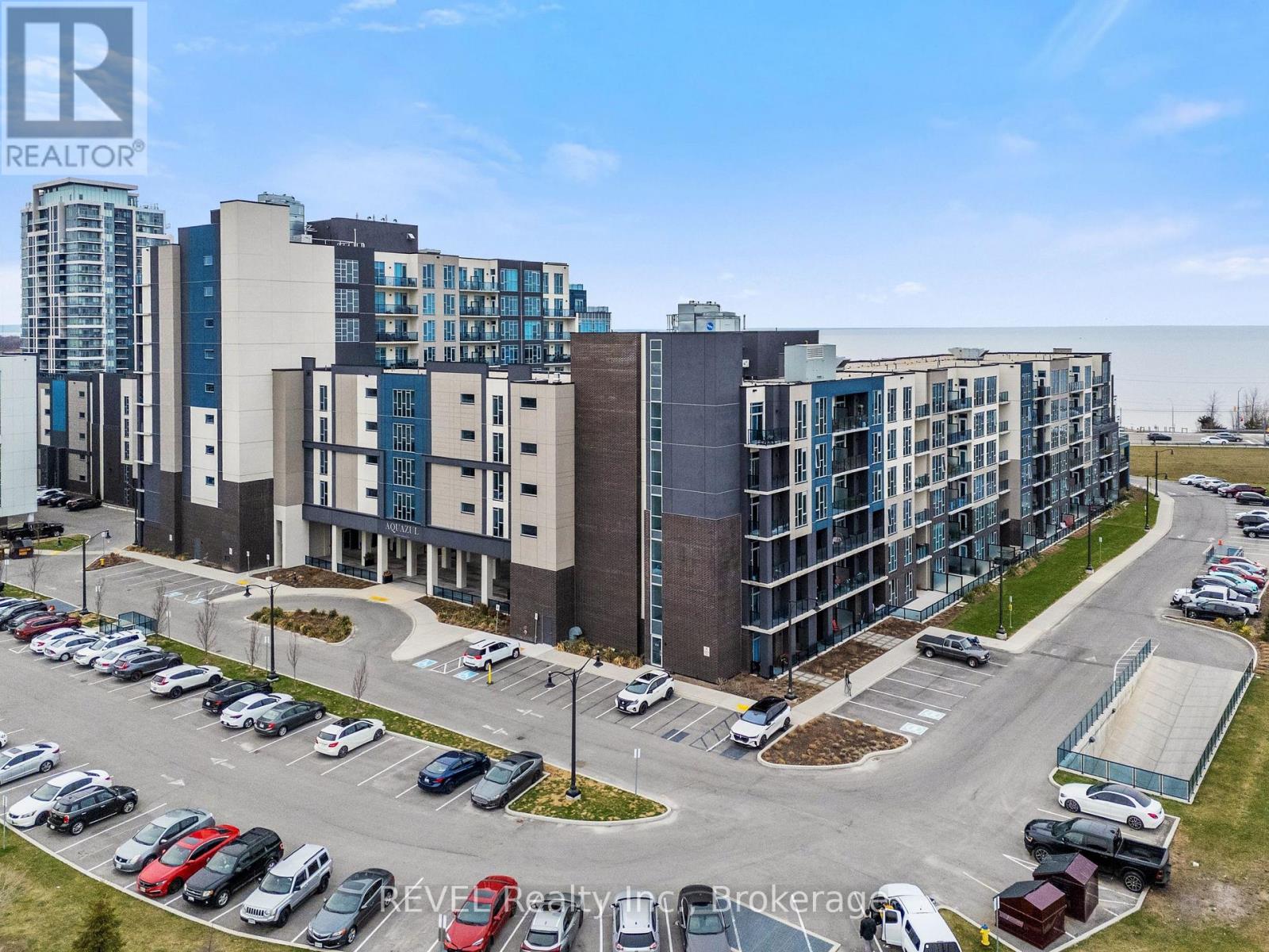 #410 16 CONCORD PLACE - 33