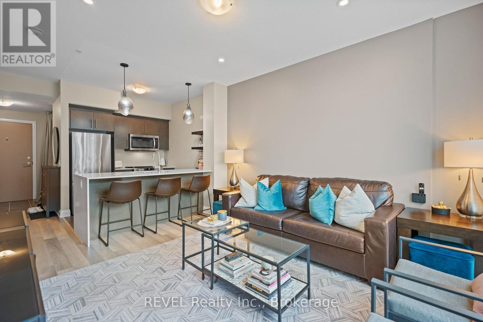 #410 16 CONCORD PLACE - 6