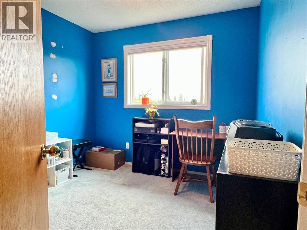 6011 54 Street — photo 20