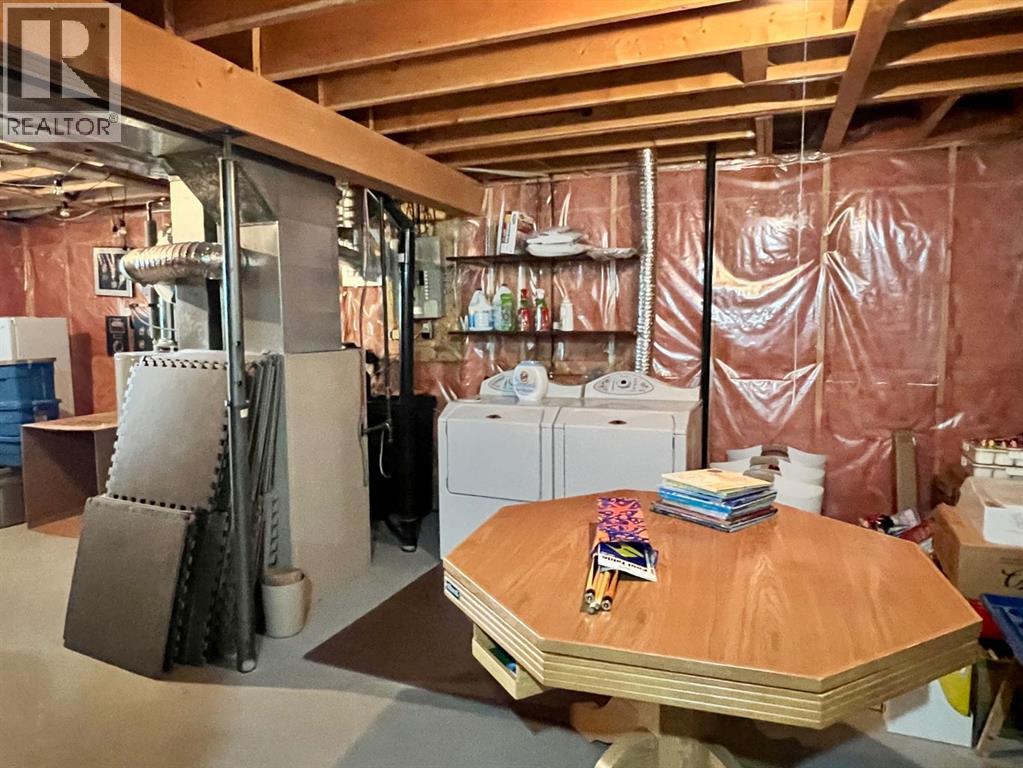 6011 54 Street — photo 28