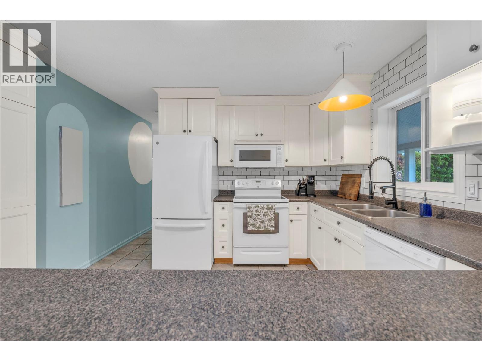 7513 CREST-A-WAY Road - 6