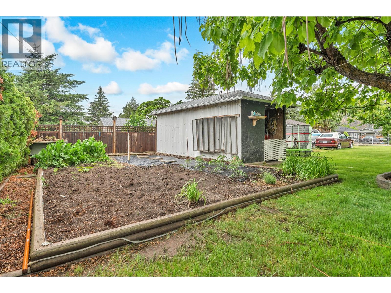 7513 CREST-A-WAY Road - 26