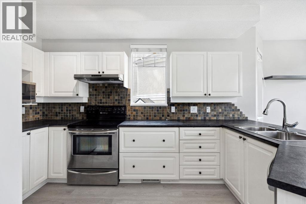 56 7501 CUMBERLAND STREET, Burnaby