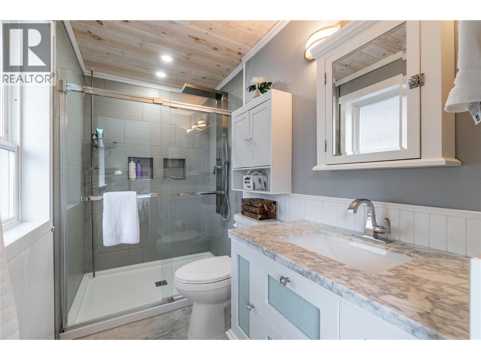 6763 MEADOWS Drive - 31
