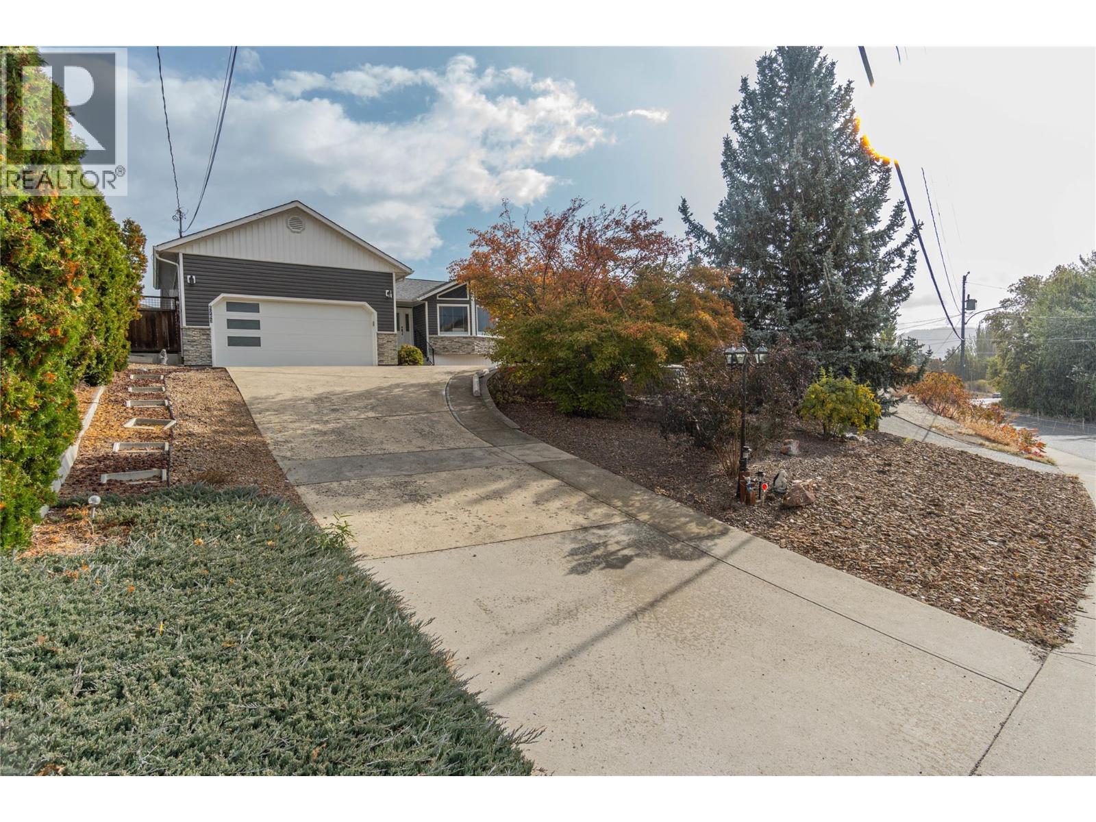 6763 MEADOWS Drive - 69