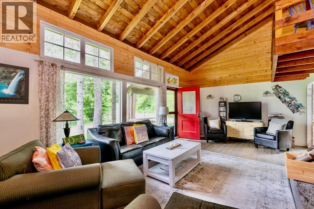 1281 Hoskins Road - 13