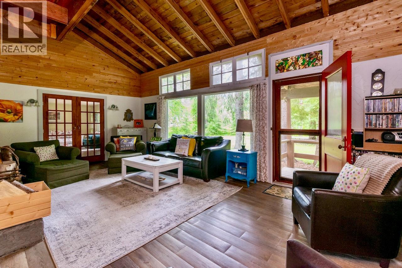 1281 Hoskins Road - 12
