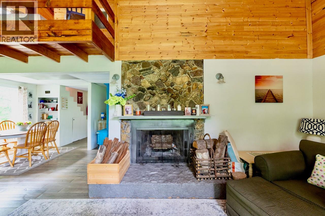 1281 Hoskins Road - Image 11