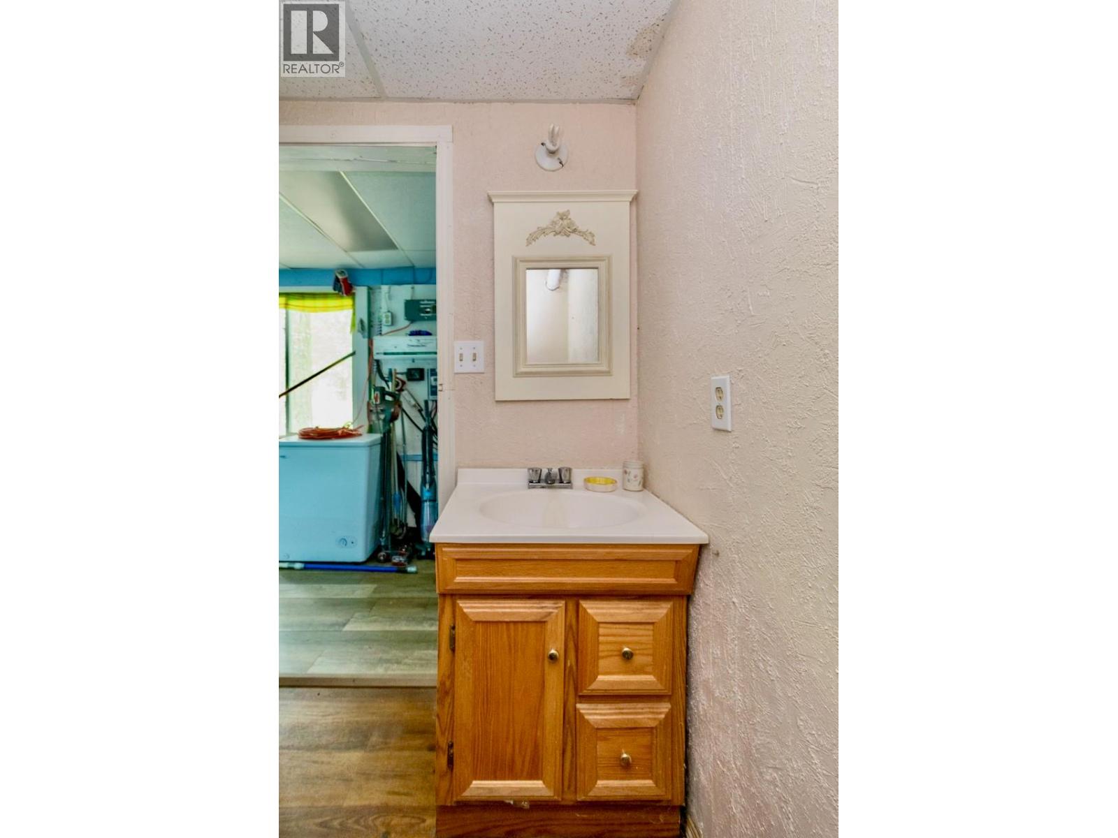 1281 Hoskins Road - 32