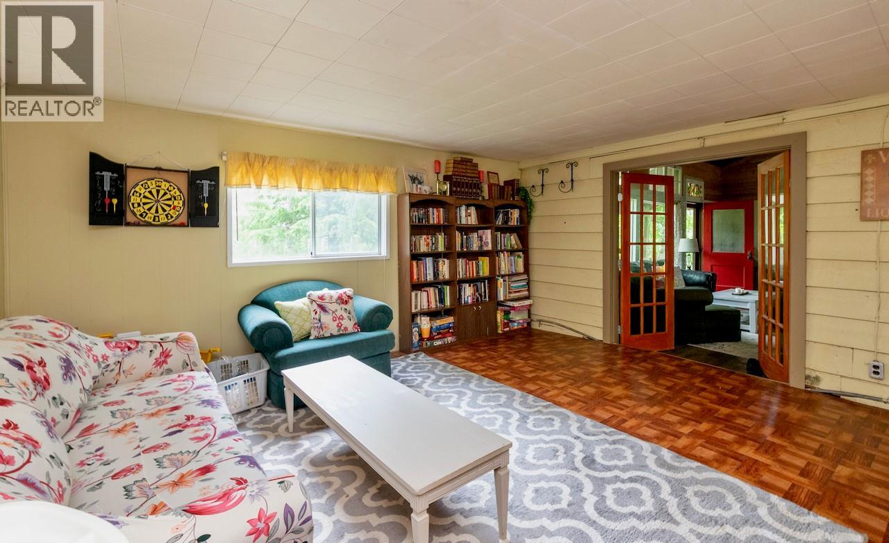 1281 Hoskins Road - 24